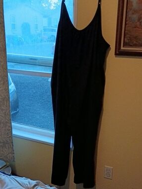 Source Unknown Black Sleeveless Jumpsuit